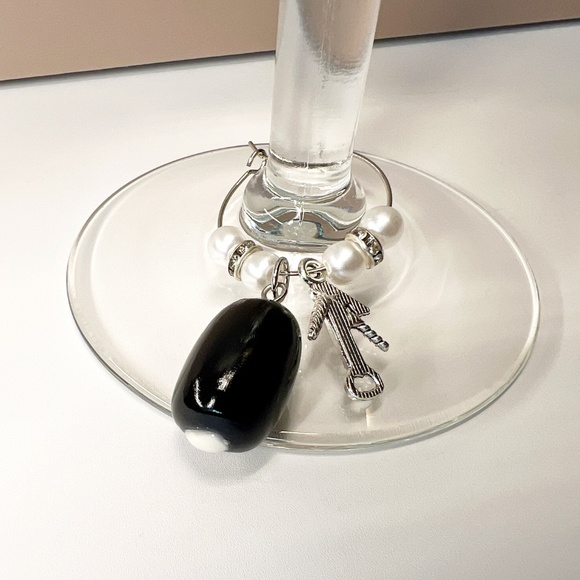 Black Olive Wine Glass Charms – Set of 4 | Martini Party Stemware Markers - Picture 13 of 13
